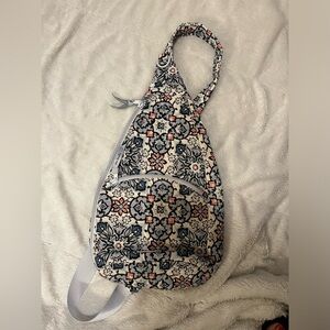 Vera Bradley sling bag